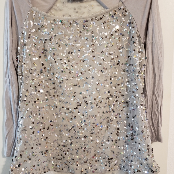 Ludi Tops - EUC Sz.M, Silver Sequined top, I believe it says Ludi? Excellent condition!